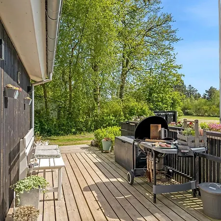 Lovely Renovated With A Wilderness Bath And Fenced Grounds Σπίτι διακοπών Vesløs