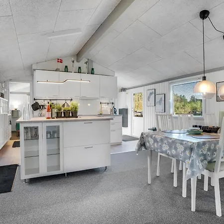 Σπίτι διακοπών Lovely Renovated With A Wilderness Bath And Fenced Grounds *